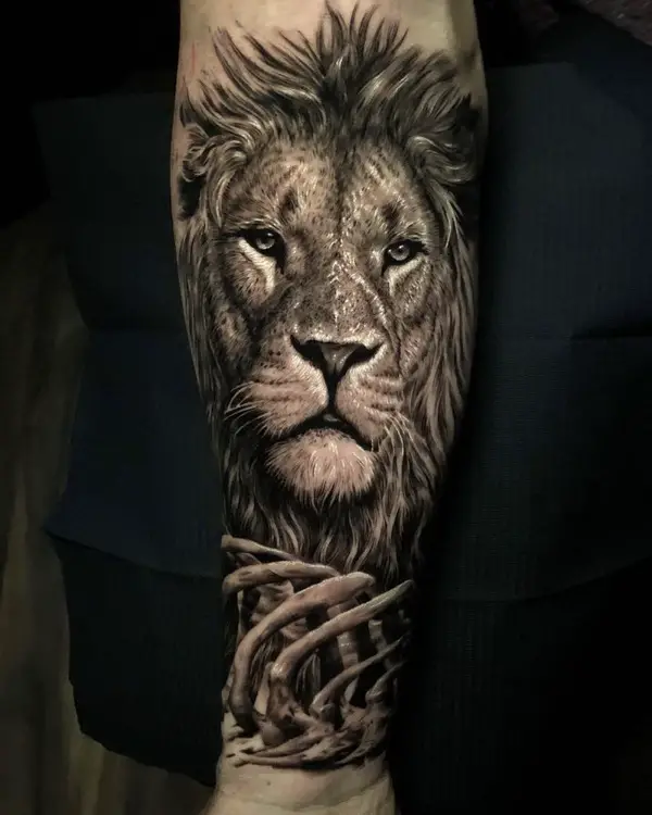 hyper-realistic lion tattoo
