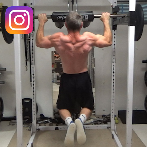 Safety Squat Bar Wrist Extension Pull-Ups