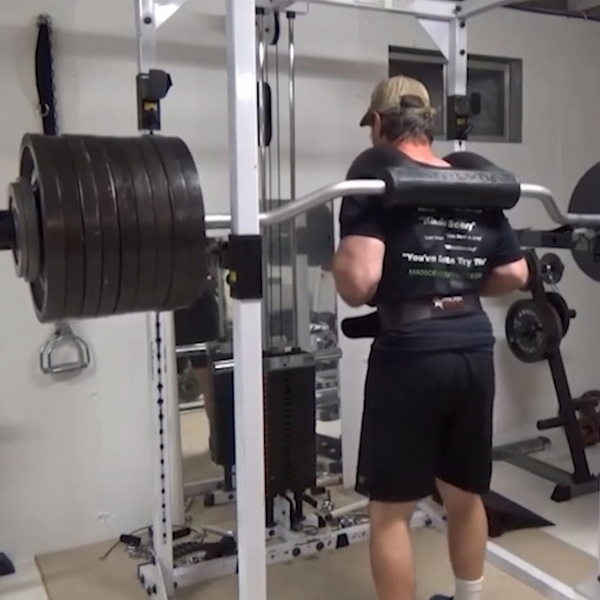 905 lbs Forward and Backward In-Rack Yoke Carry