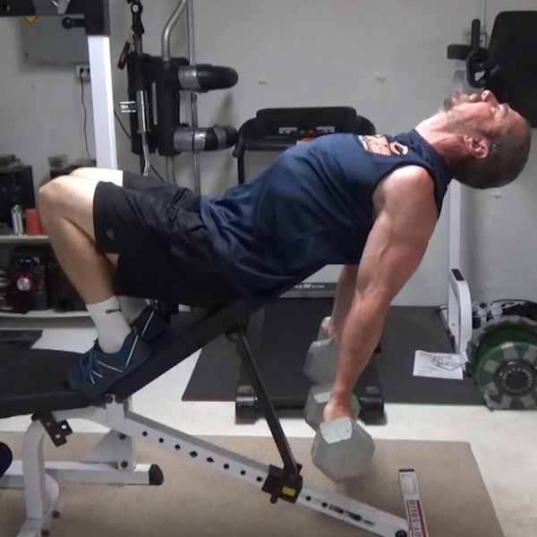 Optimal Incline Dumbbell Curl Setup